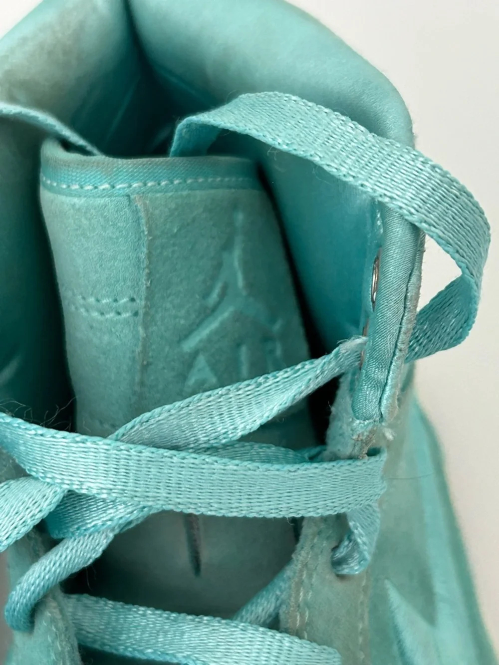 Nike Air Jordan Women’s 1 Retro High Soh  Light Aqua Size 8.5
